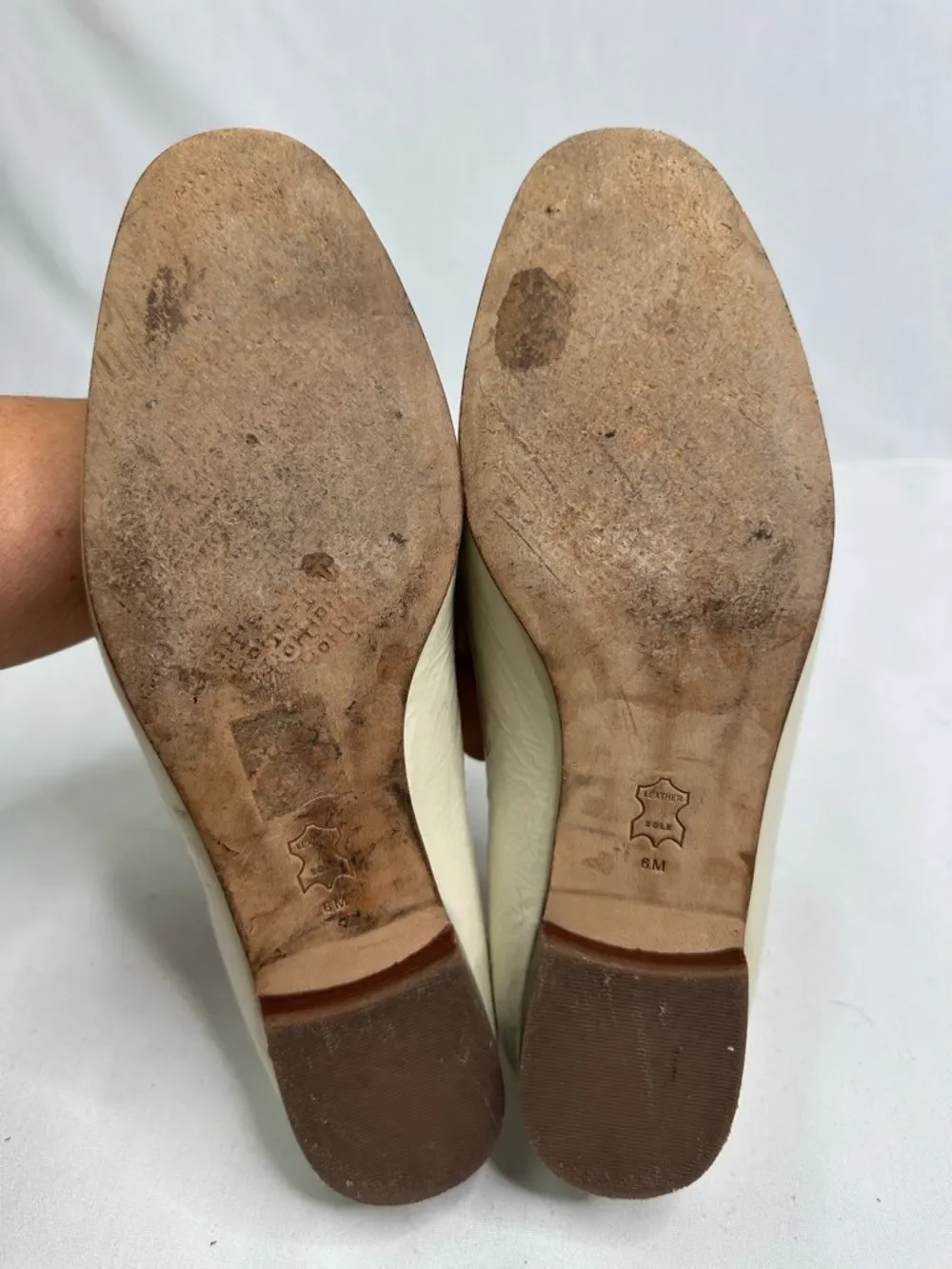 Tory Burch Cream Leather Loafers with Gold Chain Link